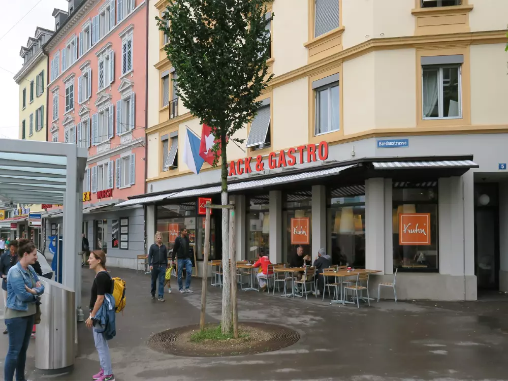 Zürich, Albisriederplatz - Kuhn Back & Gastro AG