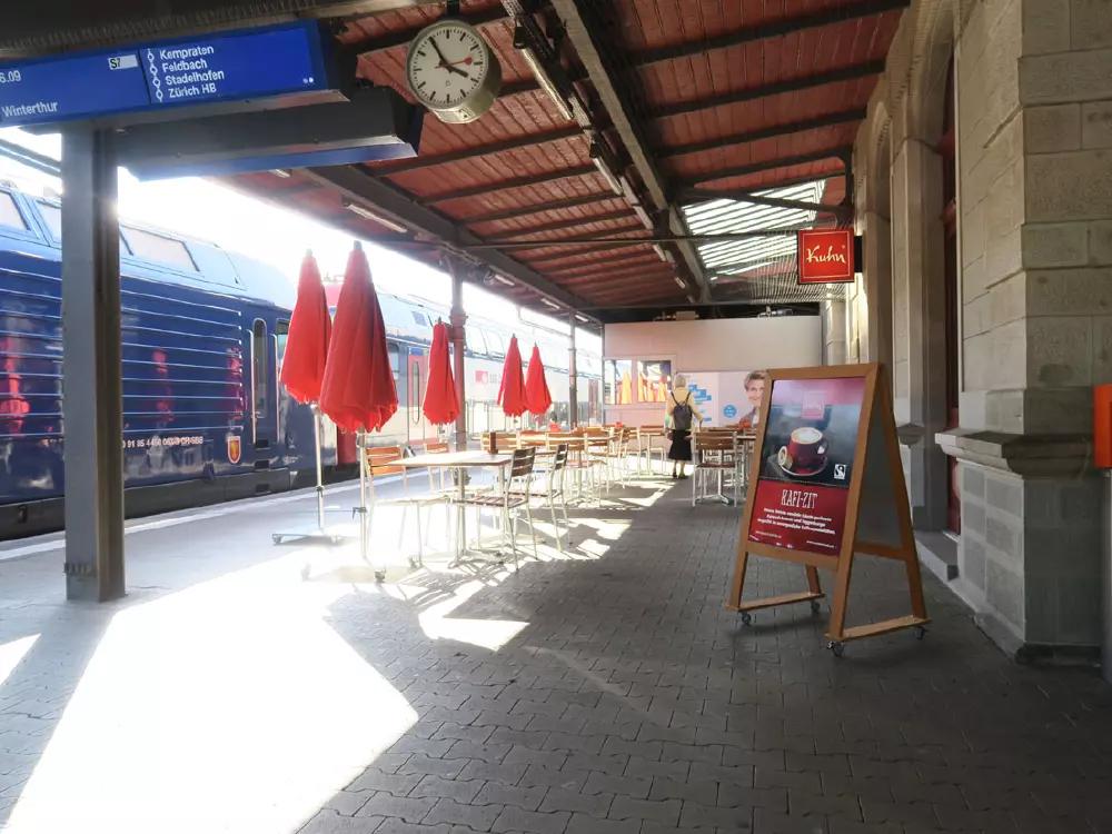 Rapperswil, Bahnhof - Kuhn Back & Gastro AG